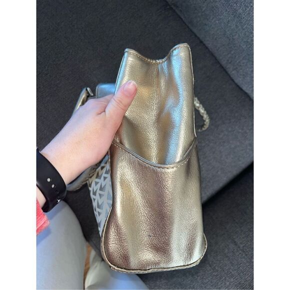 Michael by Michael Kors Jacquard Cream Metallic Gold Shoulder Bag Purse - Picture 7 of 9